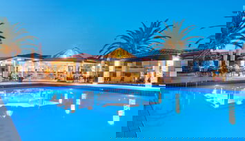 Iris Hotel - Κασσάνδρα, Χαλκιδική