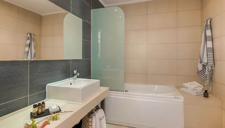 5* Villa Di Mare Seaside Suites