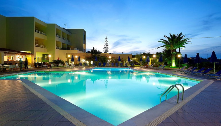 Eleftheria Hotel - Αγία Μαρίνα, Χανιά
