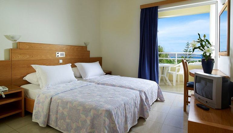 Eleftheria Hotel - Αγία Μαρίνα, Χανιά
