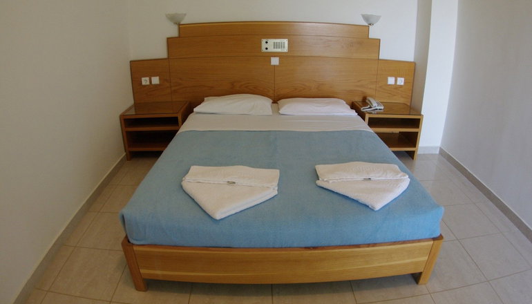 Eleftheria Hotel - Αγία Μαρίνα, Χανιά