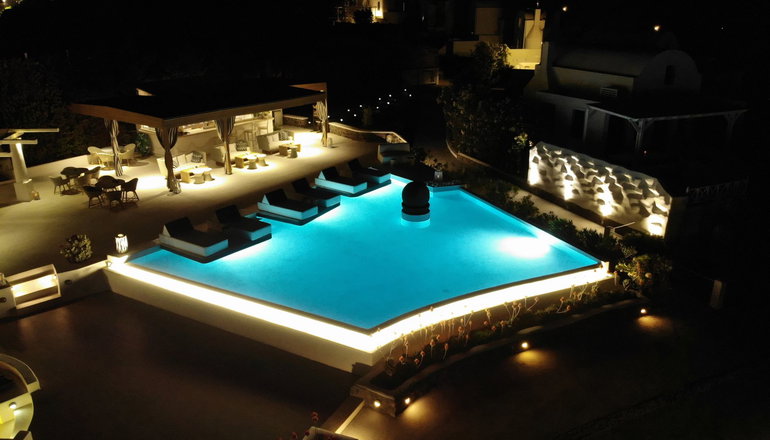 Oia Sunset Villas