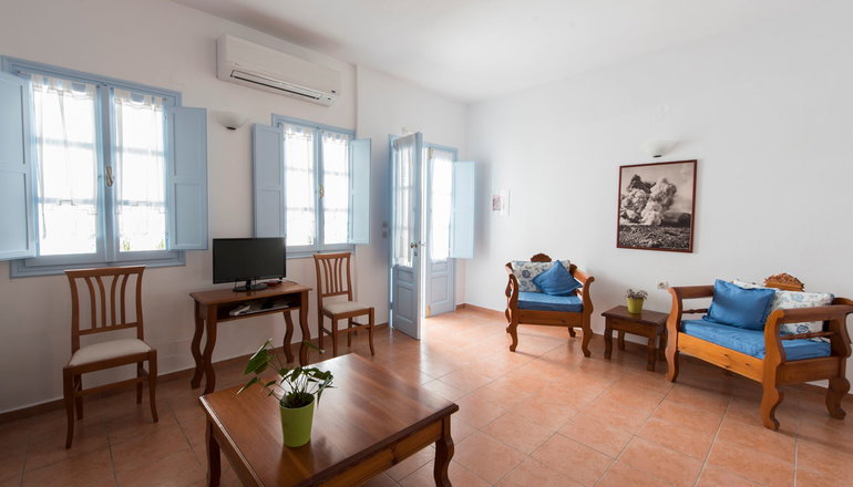 Kastro Suites Fira