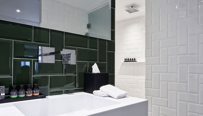 Athens 4 Boutique Hotel
