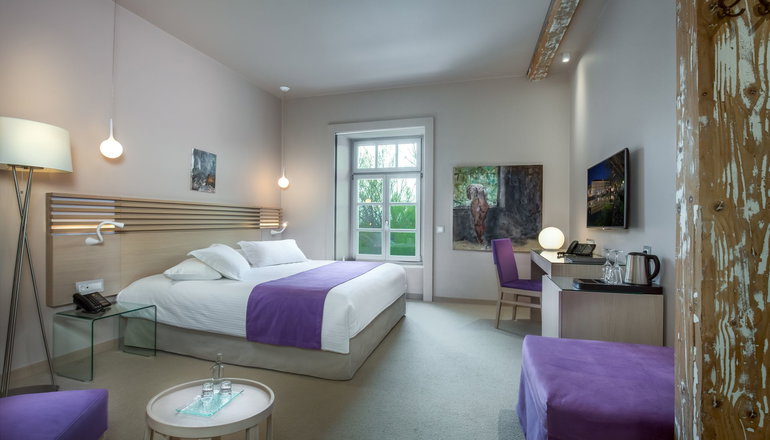 5* Hydrama Grand Hotel