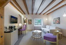 5* Hydrama Grand Hotel
