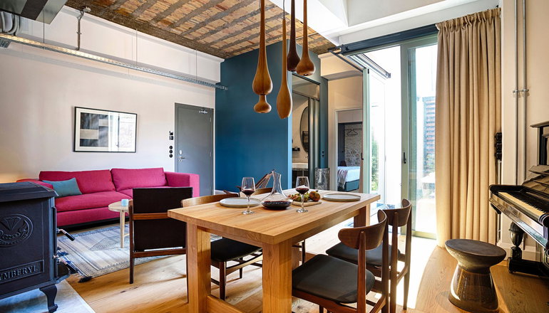 The Foundry Suites