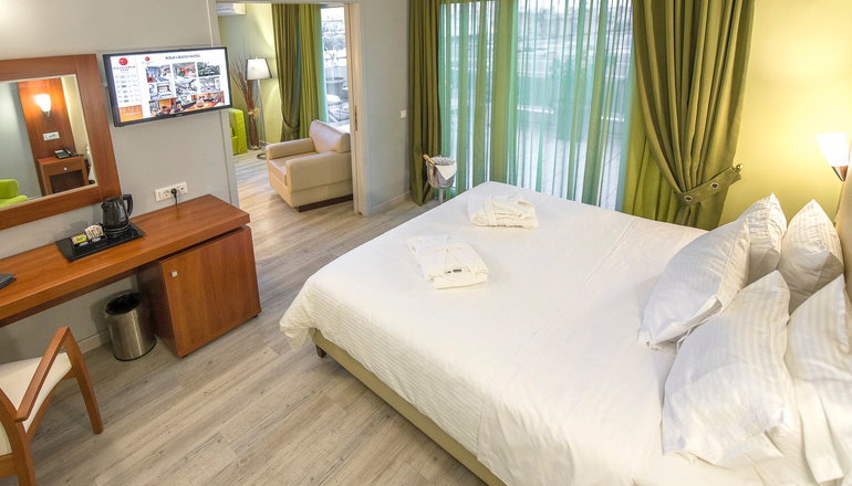 4* Polis Grand Hotel