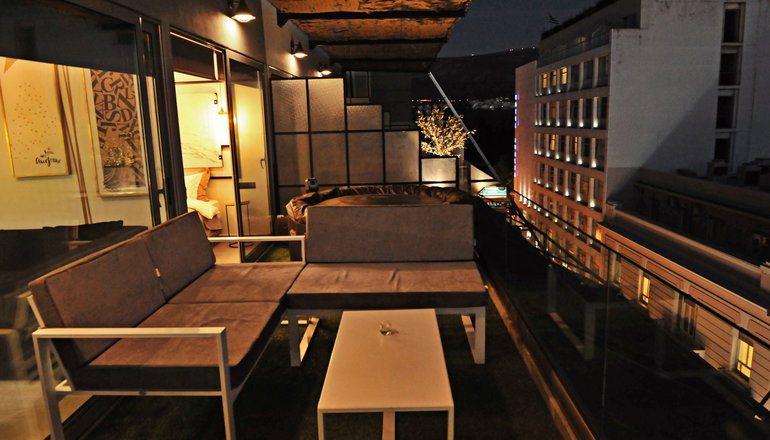 The Athenians Modern Apartments