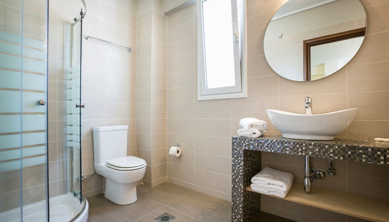 Meliti Waterfront Suites