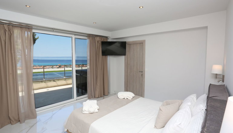 5* Alia Palace