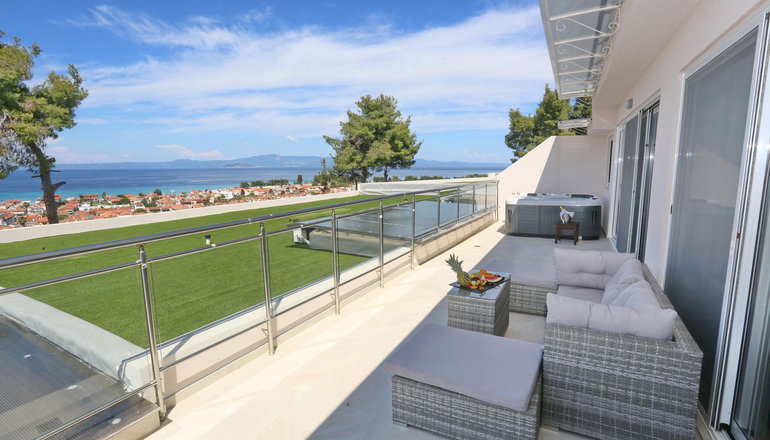 5* Alia Palace