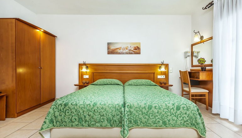 Nereides Hotel - Χανιώτη, Χαλκιδική