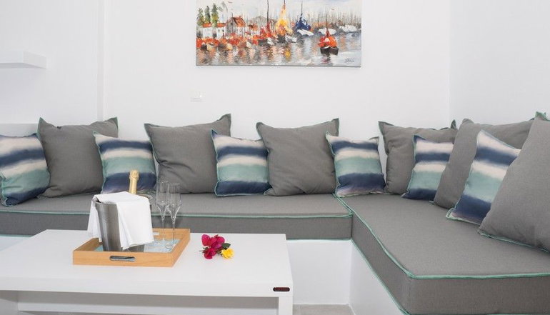 Amaryllis Beach Hotel