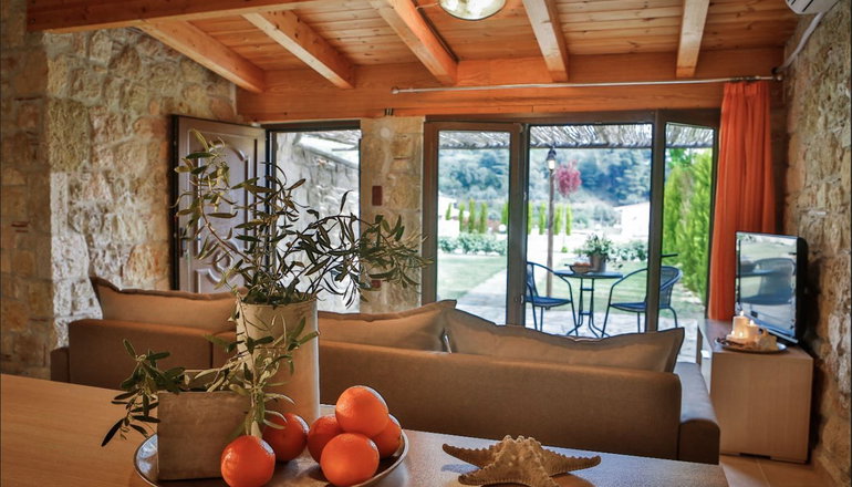 Nefeli Villas & Suites