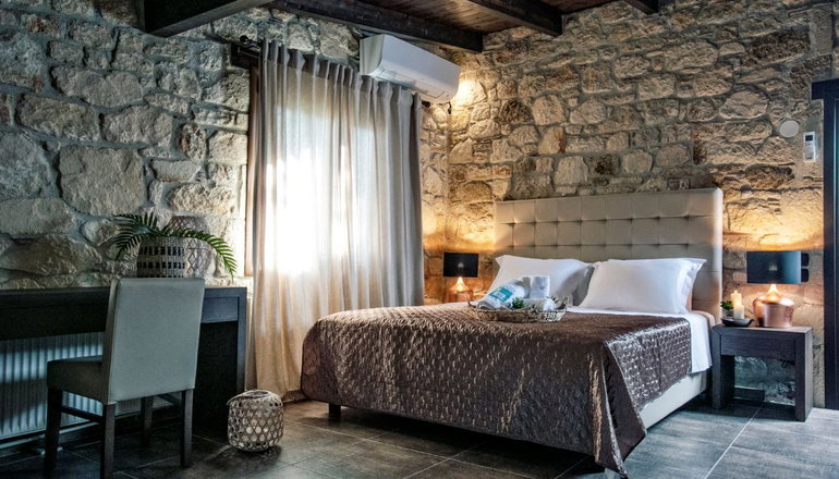 Nefeli Villas & Suites