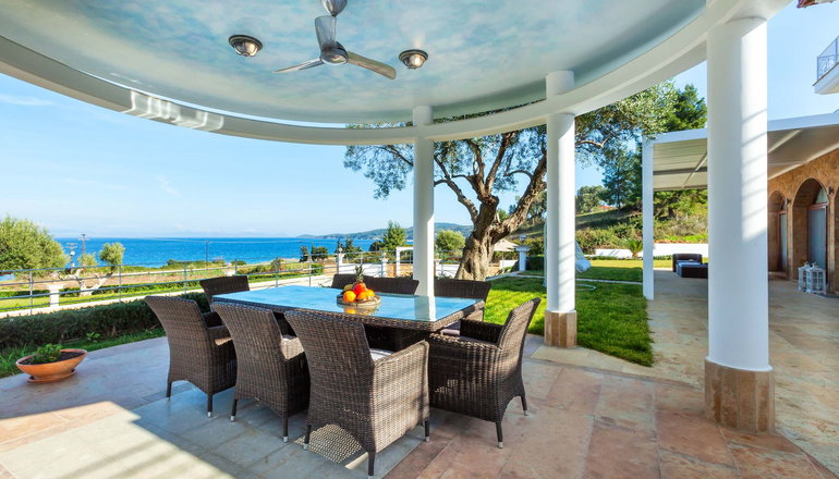 Villa D'Oro Luxury Villas & Suites