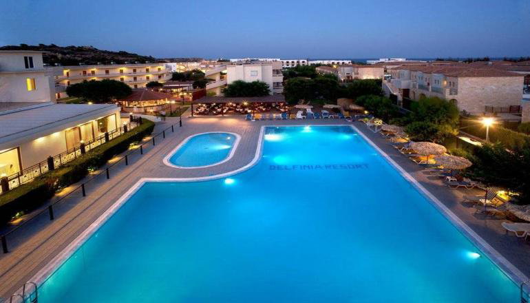 Delfinia Hotel