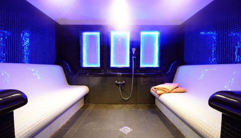 5* Royal Paradise Hotel