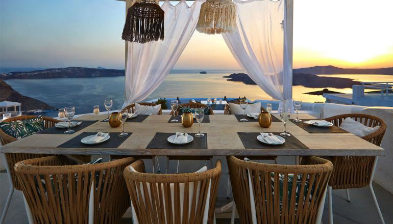 5* Volcano View Hotel