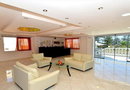 Golden Rose Suites