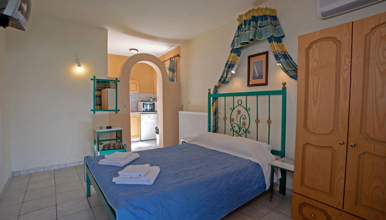 Kleoni Hotel & Apartments Tolo
