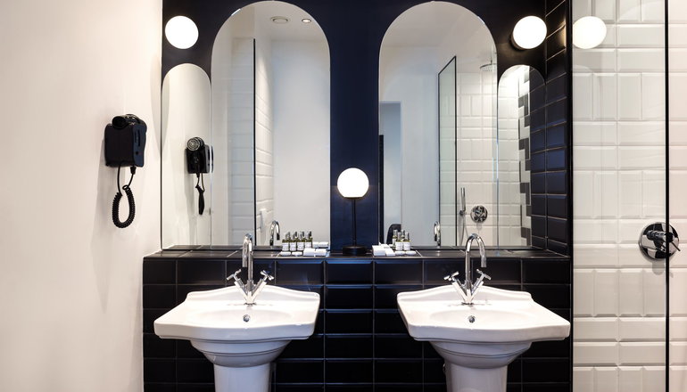 4* Athens One Smart Hotel
