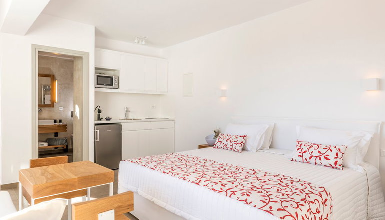 4* Bespoke Mykonos