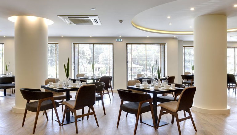 4* Athens Avenue Hotel