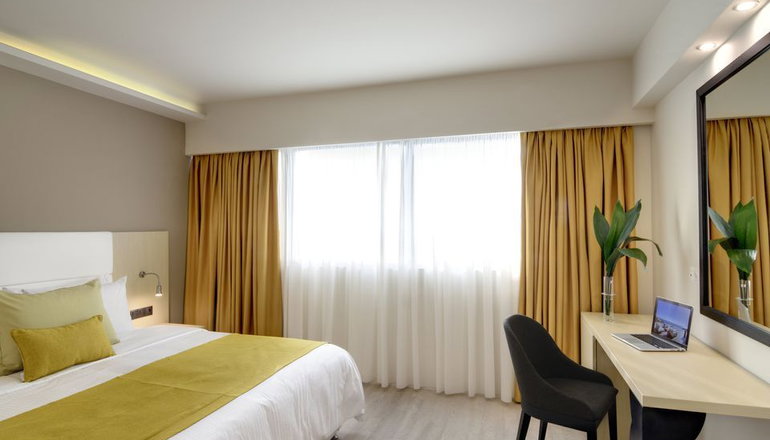 4* Athens Avenue Hotel