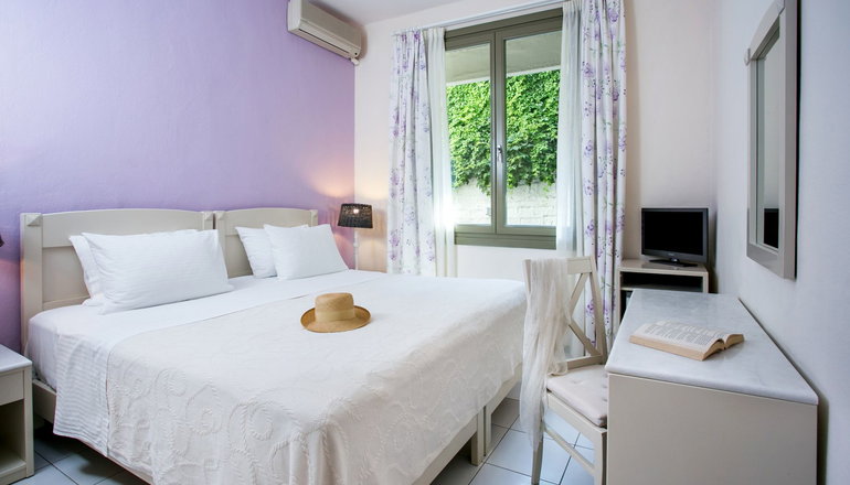 Kenta Beach Hotel