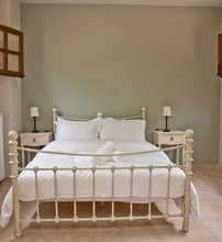 4* Αρχοντικό Χατζηπαναγιώτη