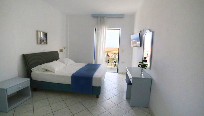 Karras’ Star Hotel