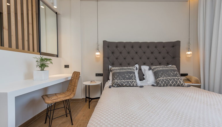 Eptanisos Beachfront Suites