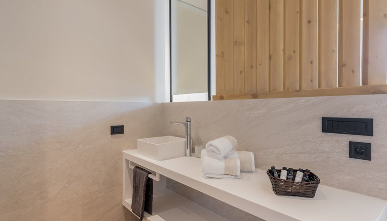 Eptanisos Beachfront Suites