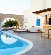4* Vigla Hotel