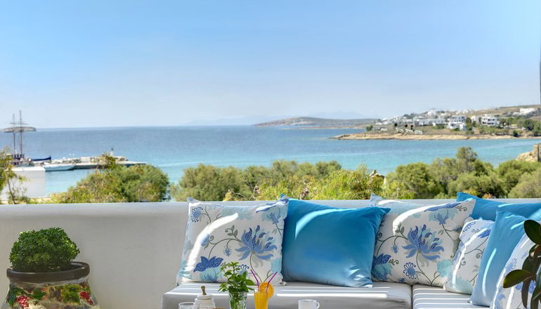 Aloni Hotel - Πίσω Λιβάδι, Πάρος