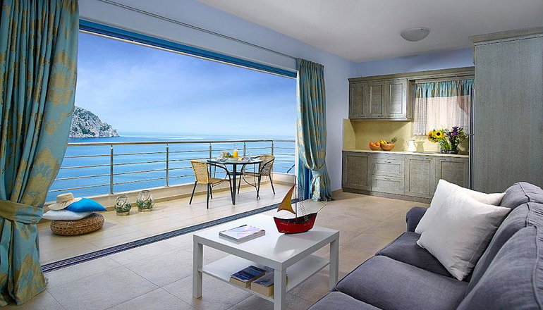 Xenia Residences & Suites
