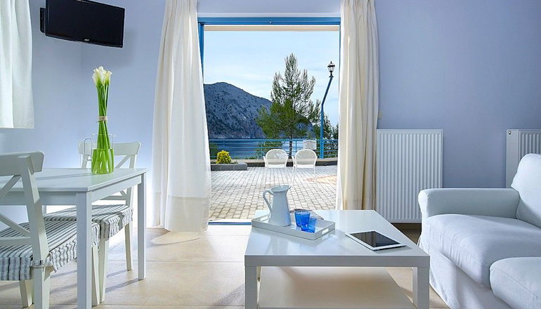 Xenia Residences & Suites
