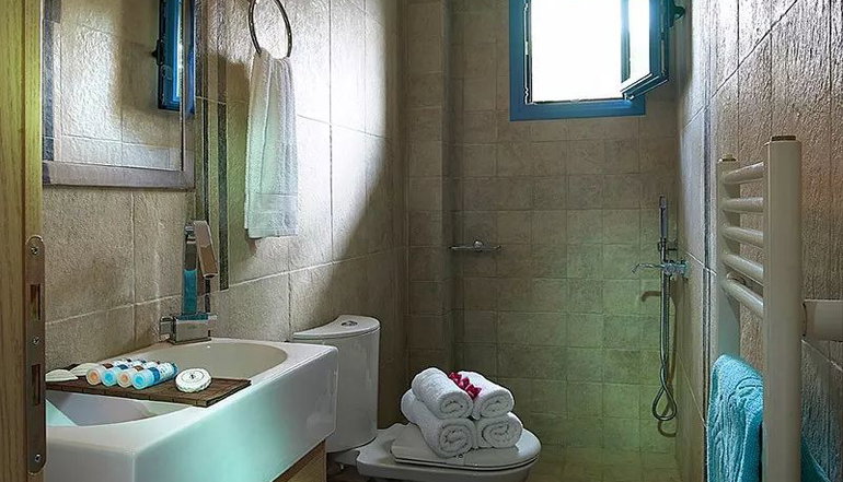 Xenia Residences & Suites