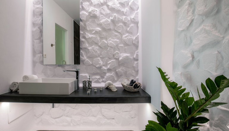 Arco Naxos Luxury Apartments