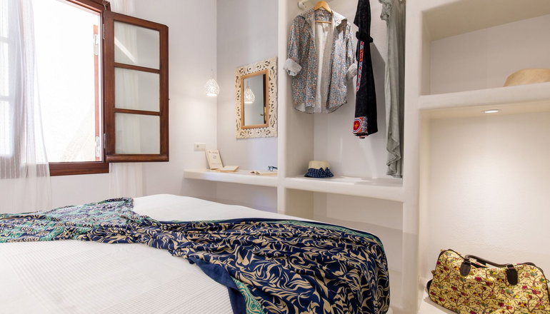 Arco Naxos Luxury Apartments