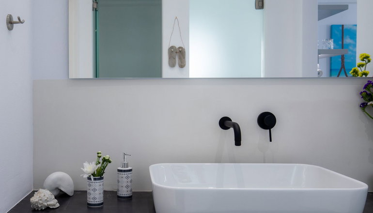 Arco Naxos Luxury Apartments