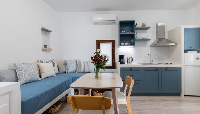 Arco Naxos Luxury Apartments