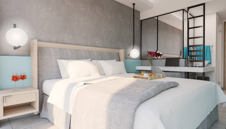 4* Avra Hotel