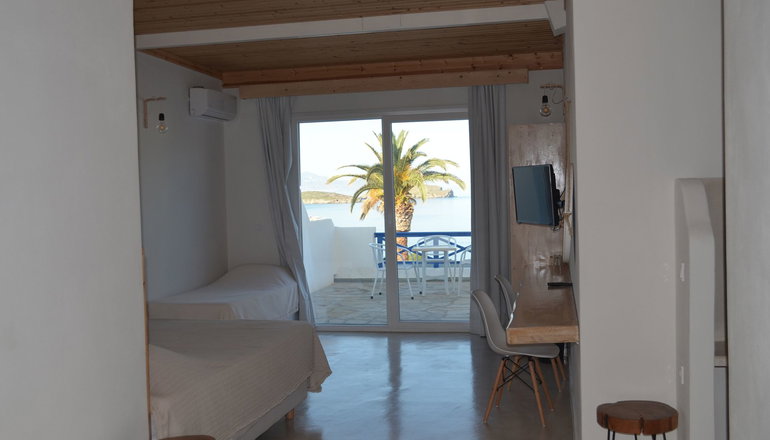 4* Faros Resort Hotel