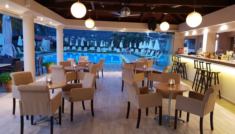 Hotel Yannis - Ύψος, Κέρκυρα