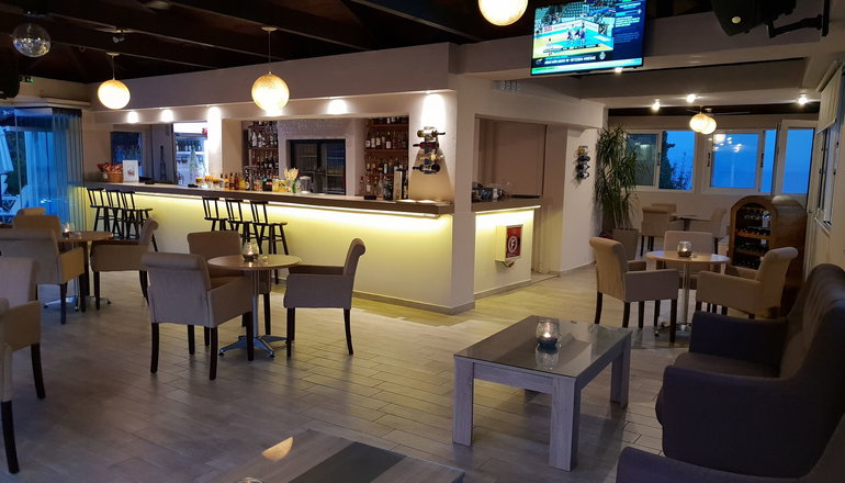 Hotel Yannis - Ύψος, Κέρκυρα