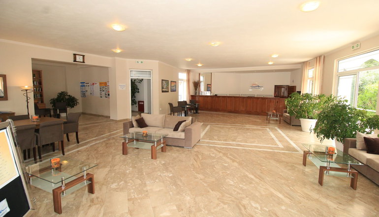 Hotel Yannis - Ύψος, Κέρκυρα