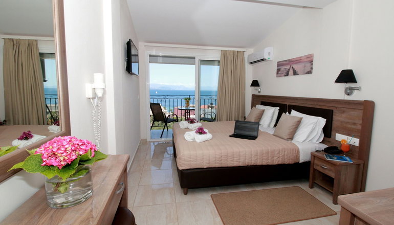 Hotel Yannis - Ύψος, Κέρκυρα